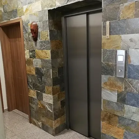 Casa de hóspedes флора *