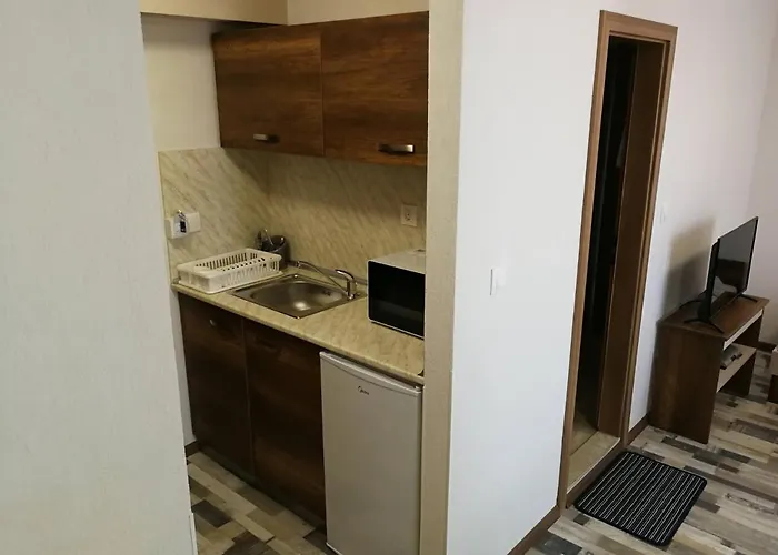 Pensión флора 3*