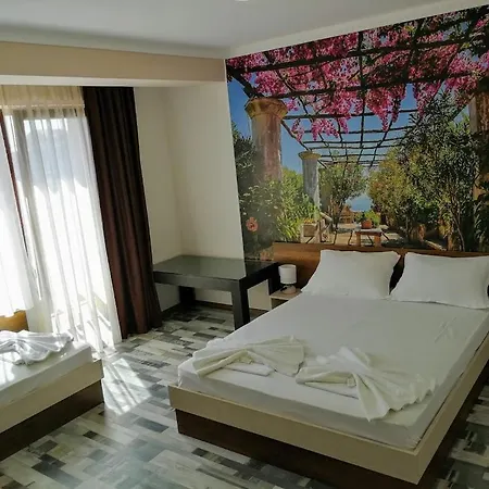 флора Gæstehus